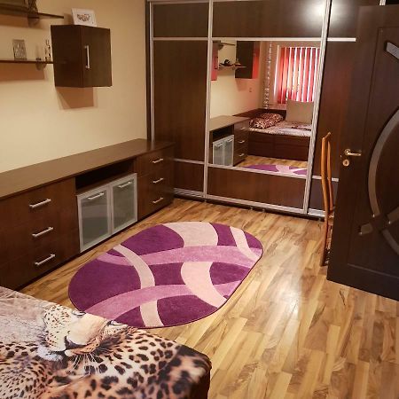 Garsoniera Delia Apartment Констанца Екстериор снимка